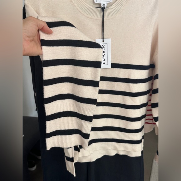For The Republic Stripe Sweater - Picture 5 of 11